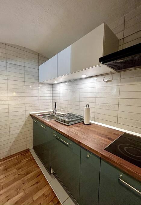 Charming Appartment 3-Min Walk To Old Town - Free Parking Ljubljana Ngoại thất bức ảnh