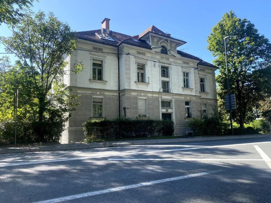 Charming Appartment 3-Min Walk To Old Town - Free Parking Ljubljana Ngoại thất bức ảnh
